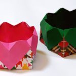 折り紙の箱　可愛いハートの飾り付き　Origami box with hearts【音声解説あり】 / ばぁばの折り紙