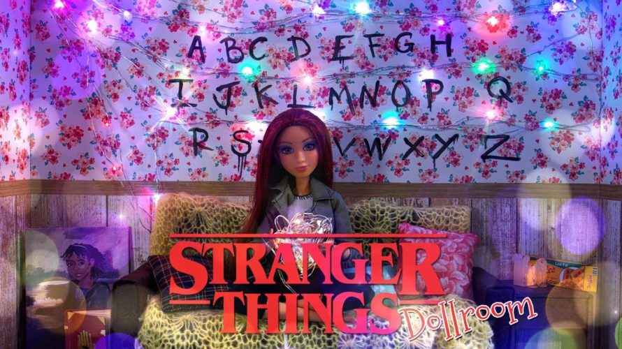 DIY – How to Make: STRANGER THINGS Dollhouse Room with REAL Working Holiday Lights