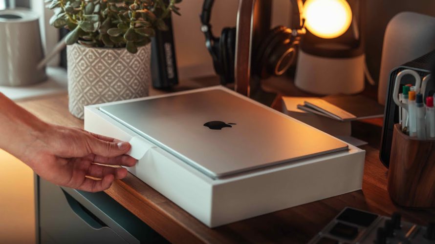 Refurbished M1 Pro Macbook Pro 14″ – Is it Worth Saving the Money?