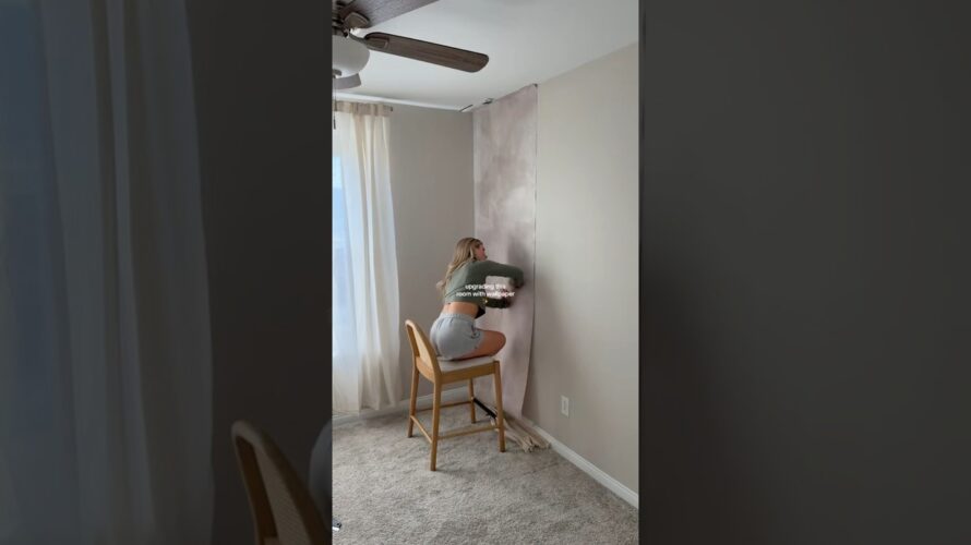 Wallpaper transformation in my office ✨ #diy #home