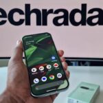 Android 16 could bring an improved Samsung DeX-style desktop mode to more phones